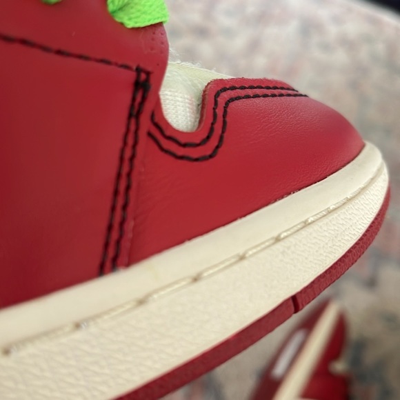 ❗️OFF WHITE JORDAN 1❗️ - Picture 7 of 16